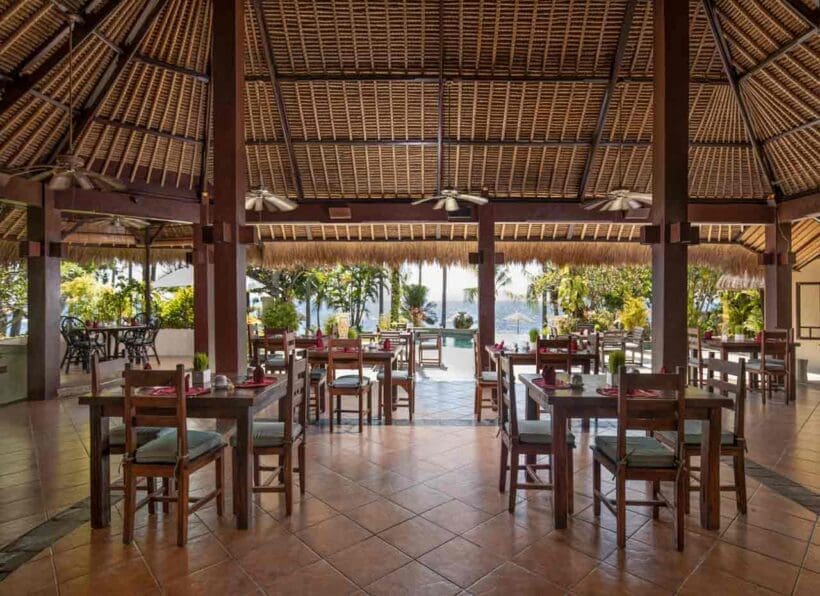 ID_AlamAnda_Tische_im_Restaurant unter dem Dach_Tisch©AlamAnda