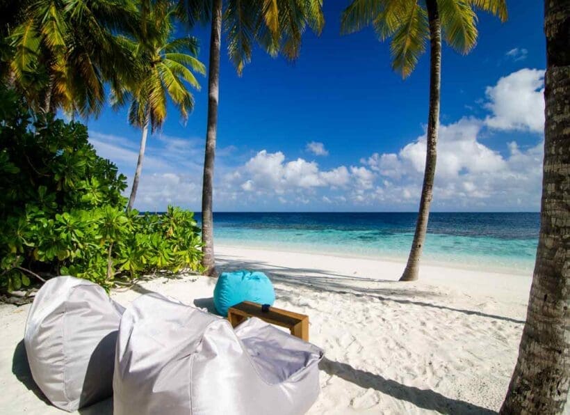 Mirihi Island Resort Anba Bar am Strand