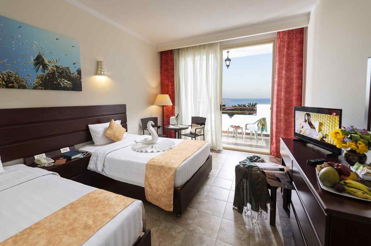 thethreecorners_redsea_marsa_alam_equinox_beach_resort_comfort_room_4-scaled©thethreecorners